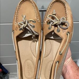 Canvas shoes. 
Size 8 good condition